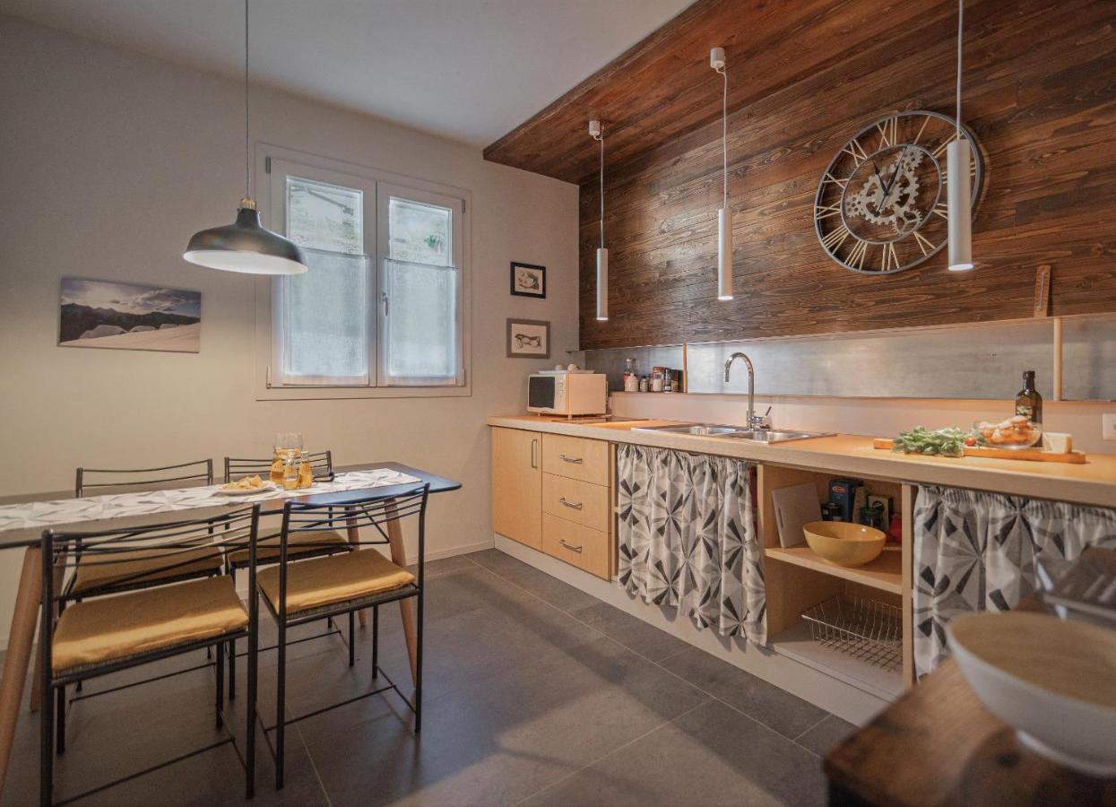 Maison 4 Jardin - Casa Design Ai Margini Del Bosco Holiday home Crodo